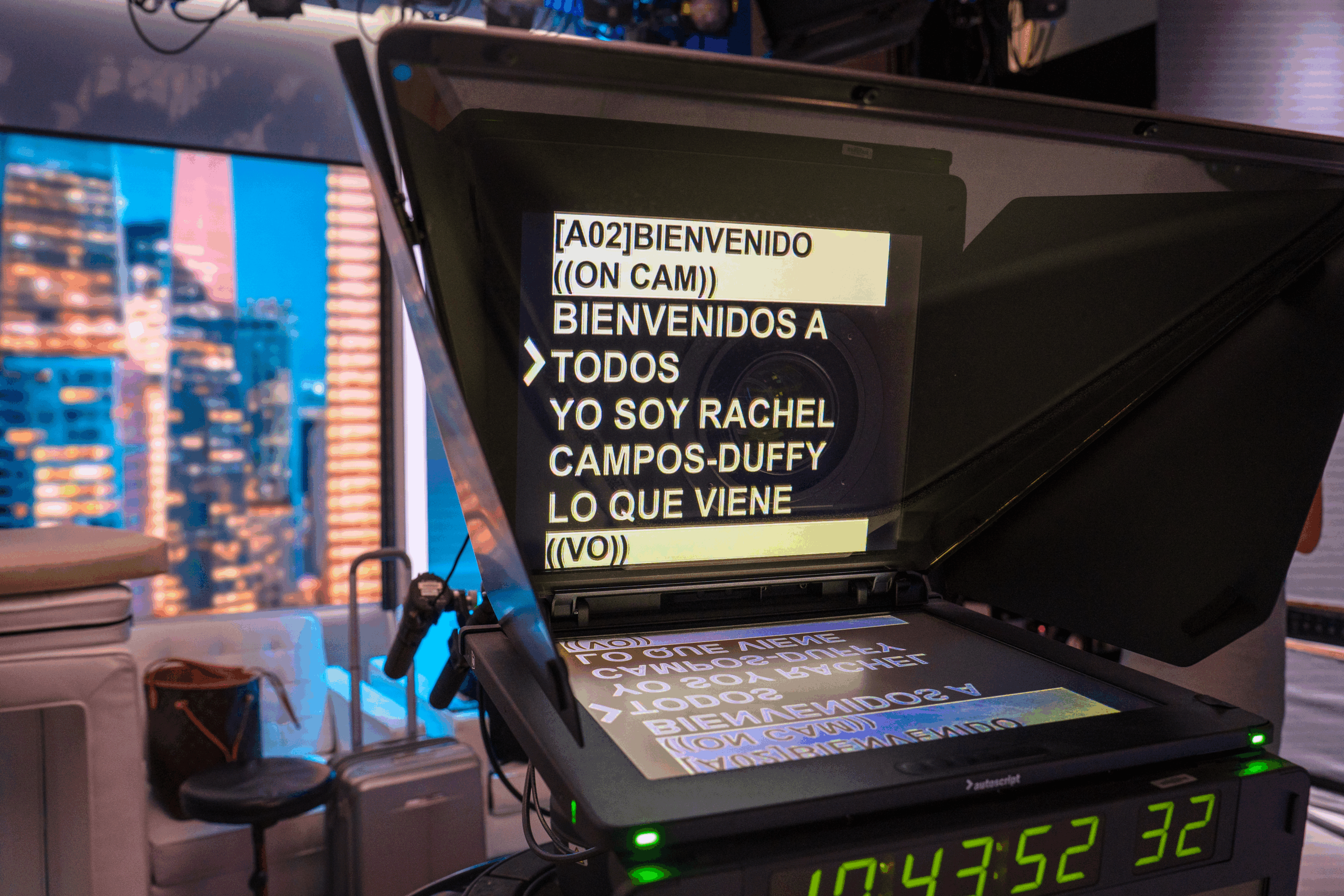 The teleprompter for Fox Noticias