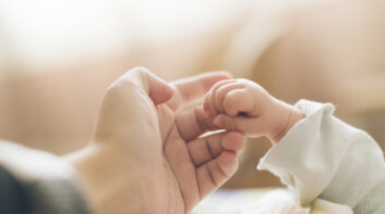 Photo of newborn baby fingers