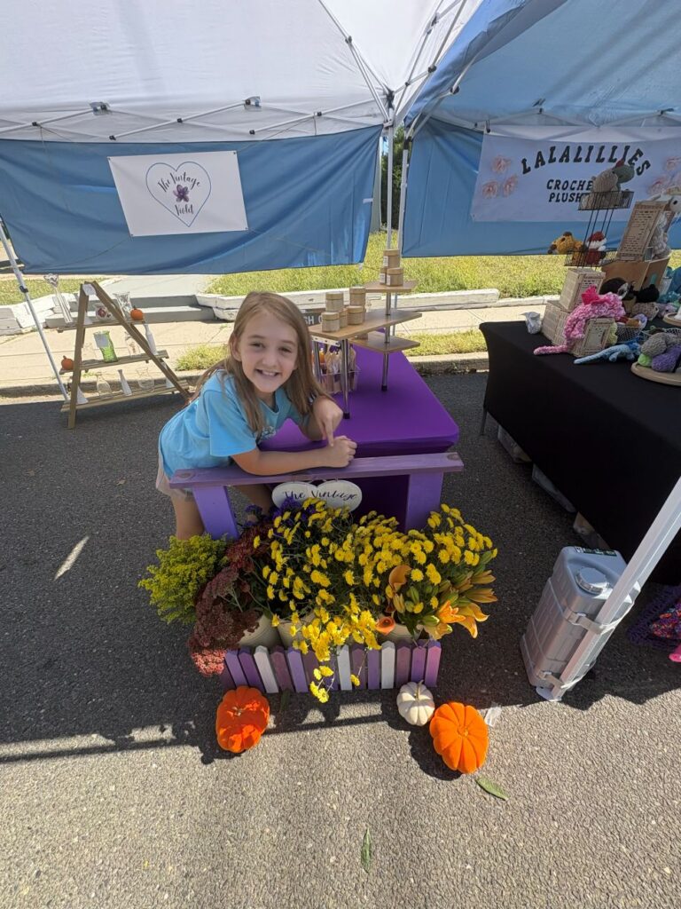 Kenzleigh Torres and the Vintage Violet 