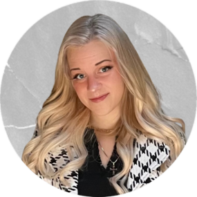 Brooke Brandtjen Features Headshot